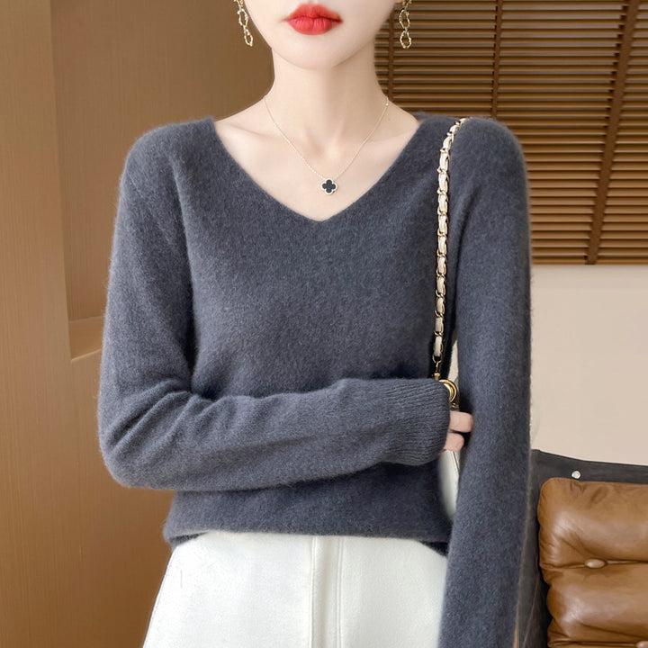 Damen Kuscheliger V‑Ausschnitt Feinstrickpullover aus Mohair‑Mix mit flauschiger Oberfläche Echoarchiv