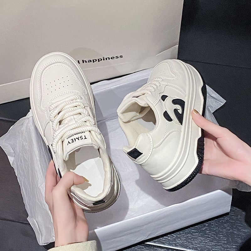 Damen Modische Sneaker mit Pandadesign Echo Archiv
