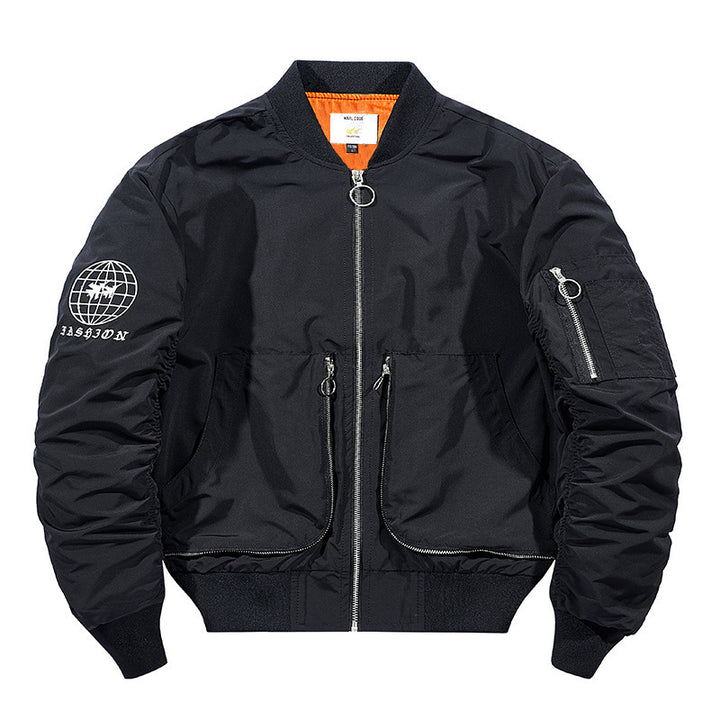 Herren moderne Nylon-Bomberjacke im Pilotenstil mit Utility-Ärmeltasche und kontrastierendem Innenfutter – Brevano