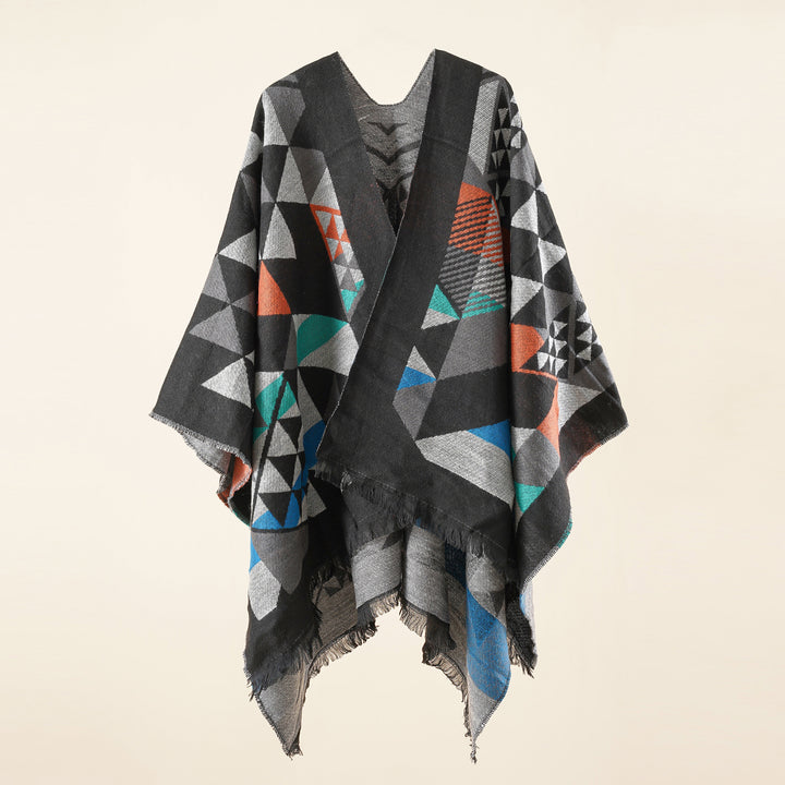 Damen Oversize-Ruana im Jacquard-Wickelstil mit dreieckigem Muster und Fransensaum – Avérine