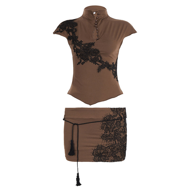 Damen Elegantes Spitzenoberteil mit modischen Knopfdetails Echo Archiv