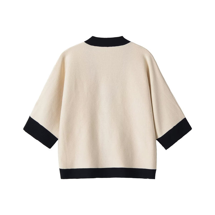 Damen Kurzärmeliges Strickponcho-Cardigan mit Kontrastblende und dekorativen Goldknöpfen Echo Archiv