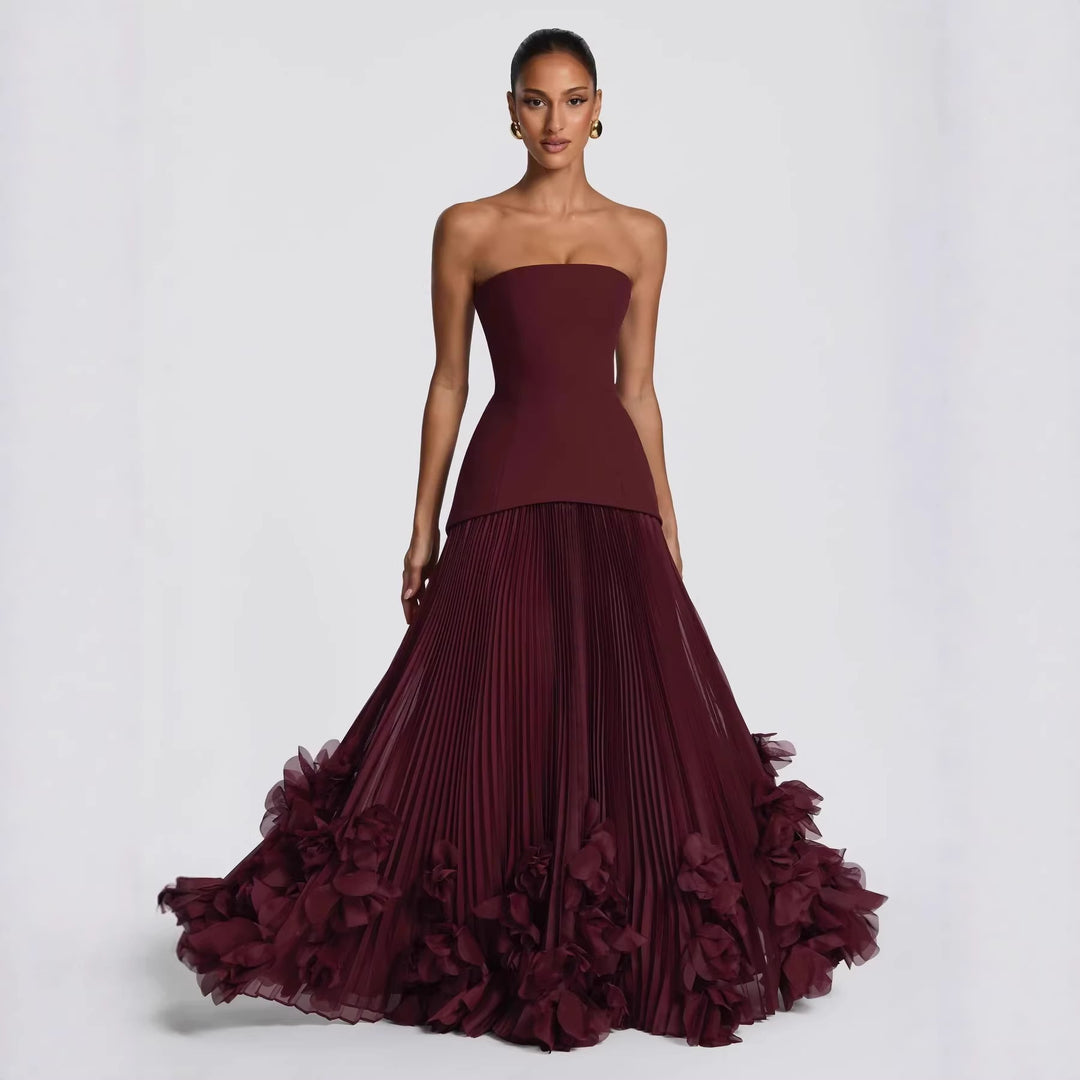 Damen Elegantes schulterfreies Abendkleid mit raffinierten Rüschen Echo Archiv