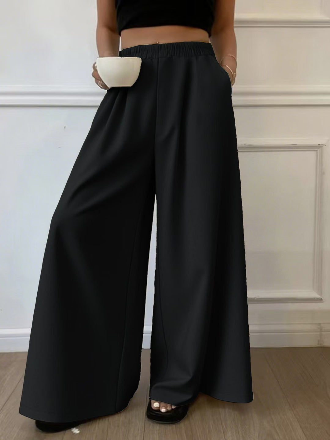 Damen Palazzo‑Hose mit hohem Elastikbund, weitem Bein und Seitentaschen – Avélisse