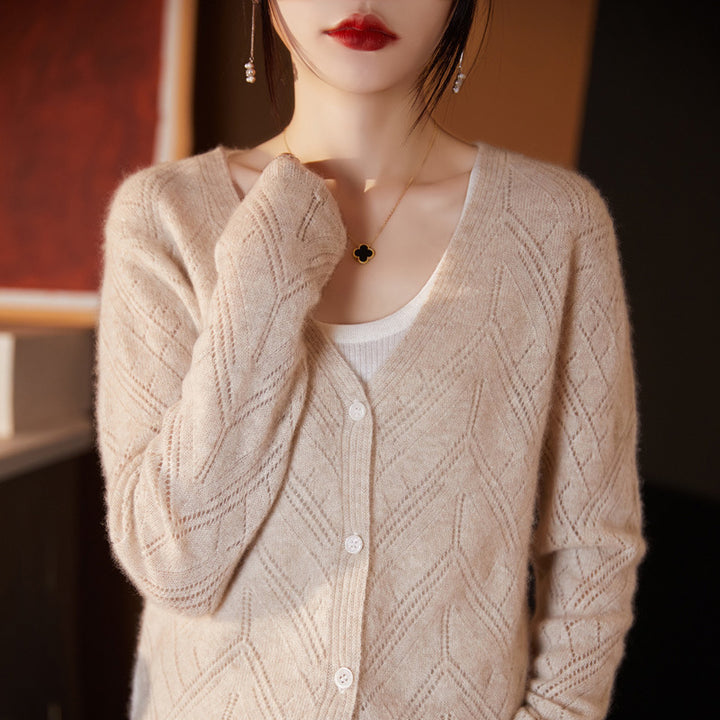 Damen Leichter Ajourcardigan mit geometrischer Lochstruktur und kastiger Kurzform Echoarchiv