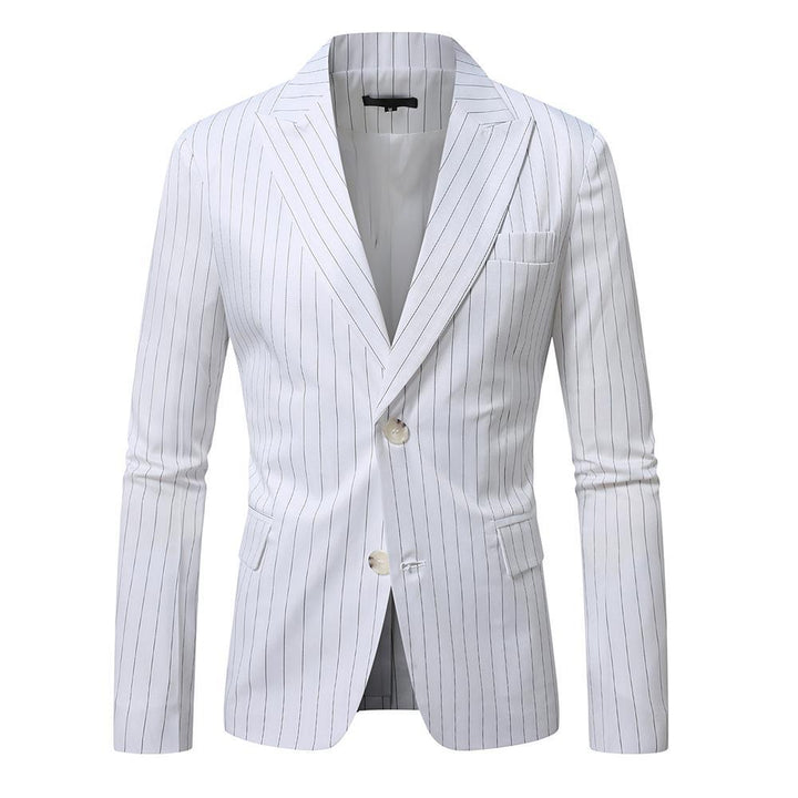 Herren Eleganter Streifenblazer mit modernem Schnitt und luxuriösen Details Echoarchiv
