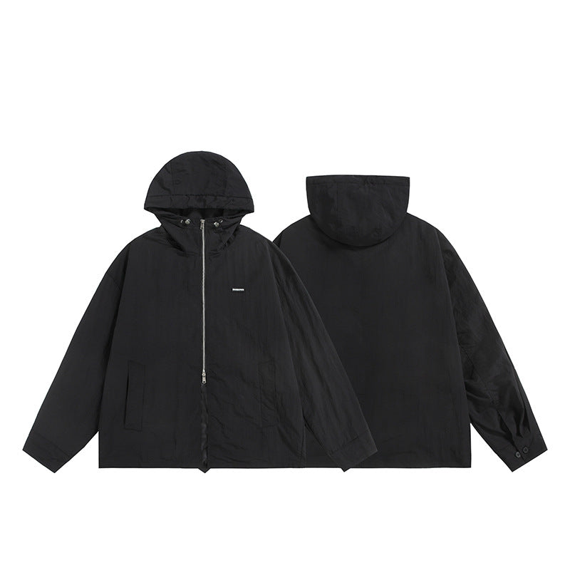 Unisex Ultraleichte Packbare Kapuzenjacke im Boxy-Relax-Schnitt mit Zwei-Wege-Metallreißverschluss Echoarchiv