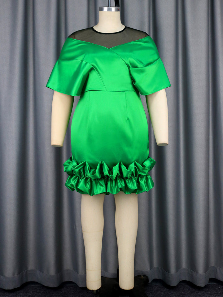 Damen Abendkleid mit voluminösen Rüschensäumen Echo Archiv