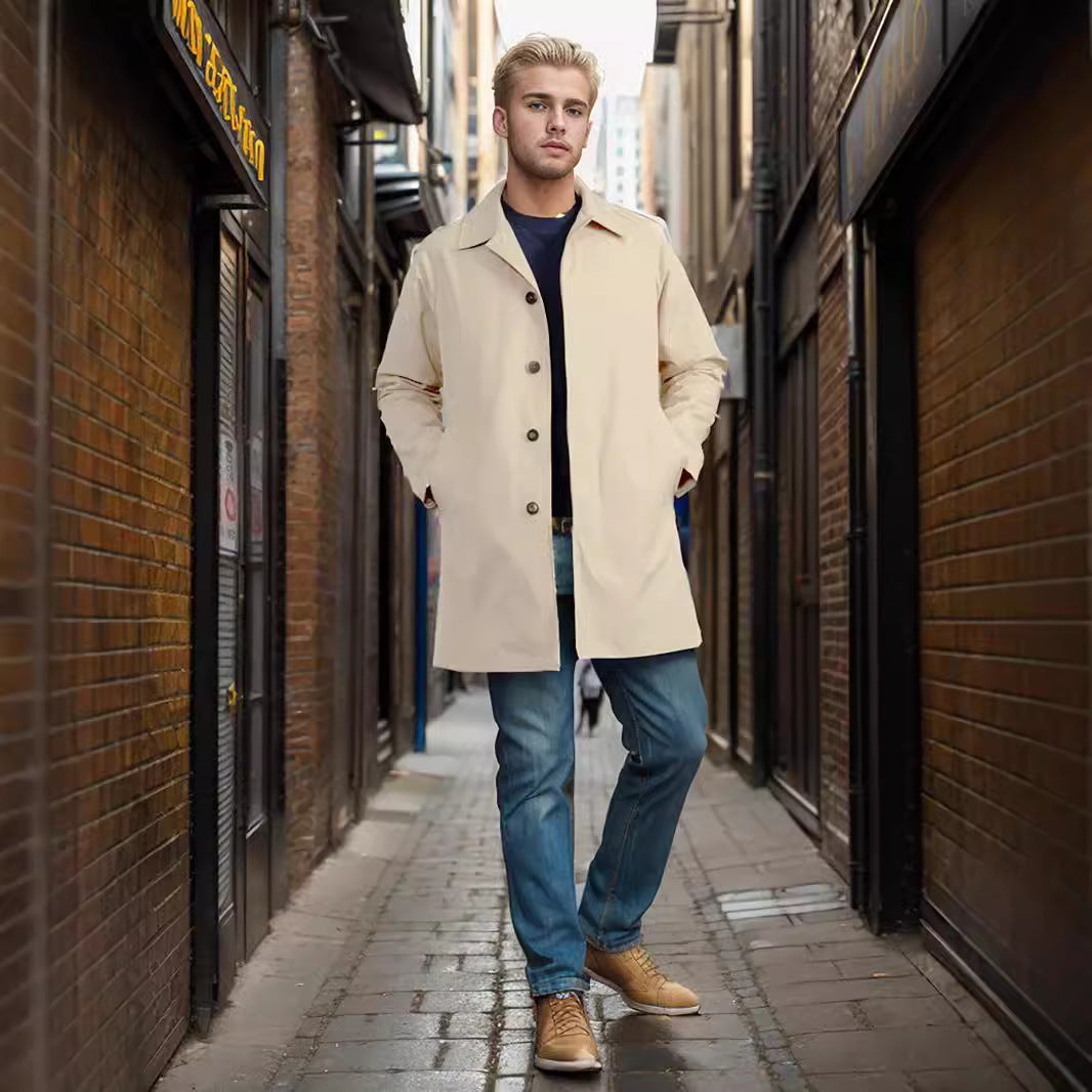 Herren leichte Übergangsjacke im minimalistischen Design mit praktischen Knöpfen und großen Taschen Echoarchiv
