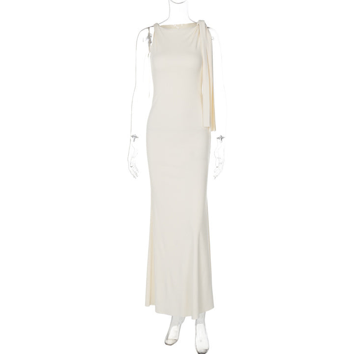 Damen Elegantes Maxikleid mit asymmetrischen Trägerdetails Echo Archiv
