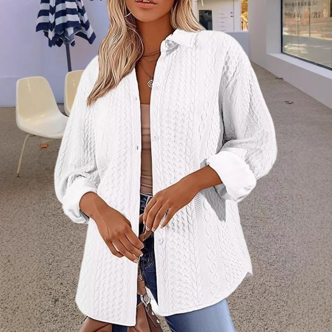 Damen Oversize Strick‑Hemdjacke mit Zopfmuster und Knopfleiste Echoarchiv