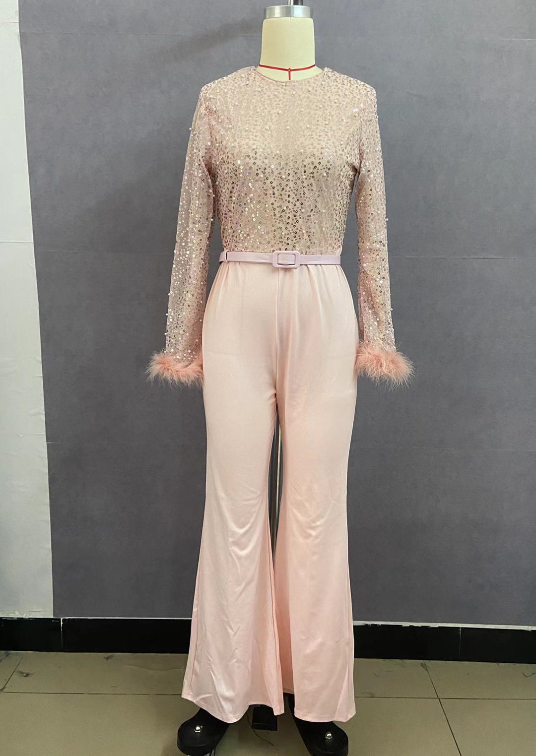 Damen Glitzerndes Oberteil mit langen Ärmeln und eleganter Hose Echo Archiv