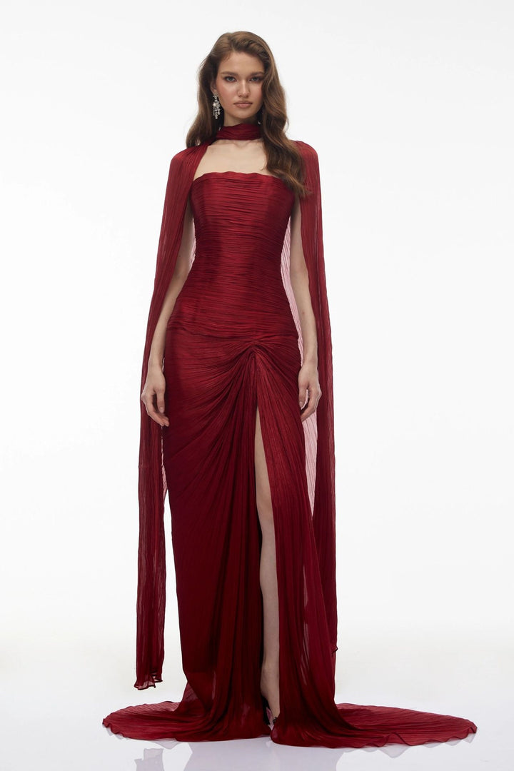 Damen Elegantes Maxikleid mit schulterfreier Silhouette und drapierter Cape-Optik Echo Archiv