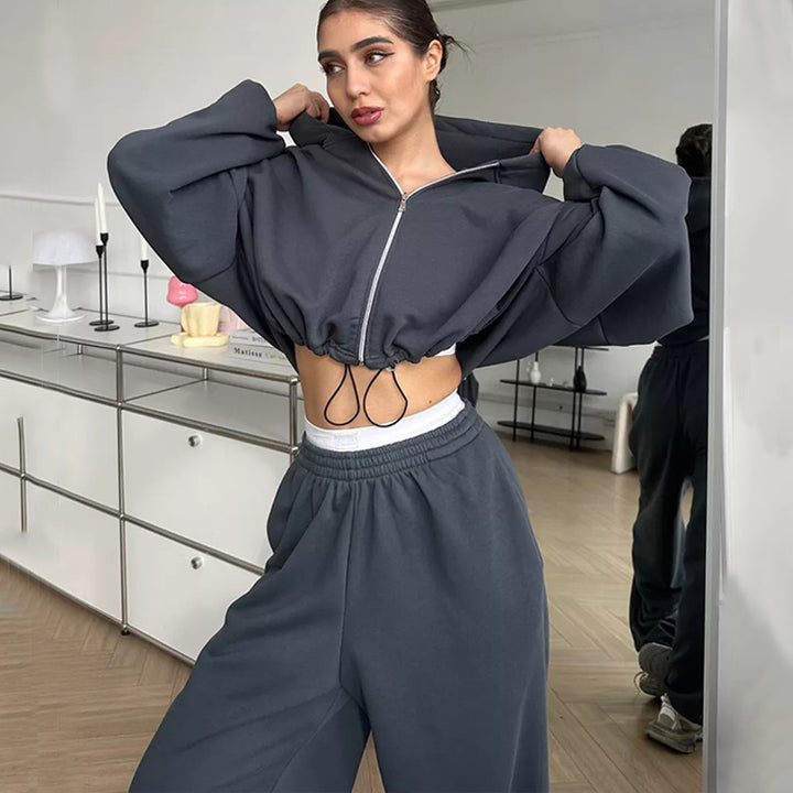 Damen kurzes Kapuzenzipper-Lounge-Set mit oversized Ärmeln und weitem Jogginghose-Schnitt – Auréline