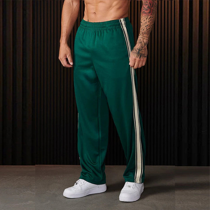 Herren sportliche Trainingshose mit seitlichen Streifen Echoarchiv
