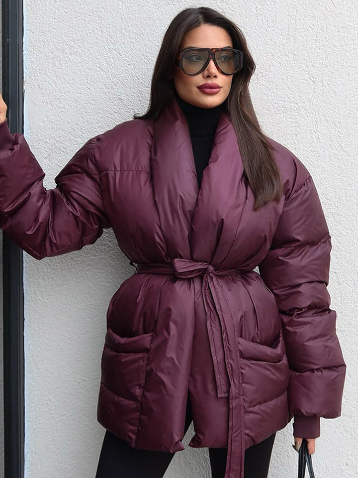 Damen Gesteppte Taillierte Steppjacke mit Schalkragen und Bindegürtel Echoarchiv
