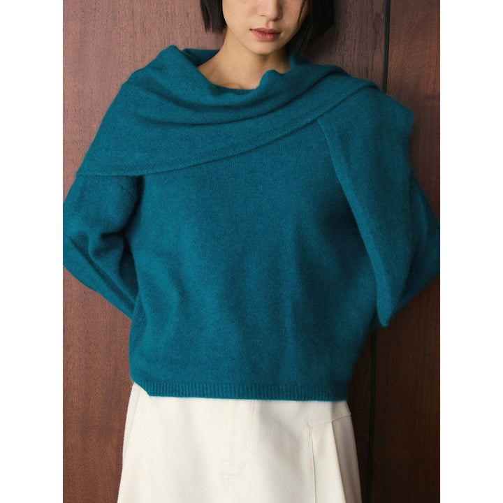 Damen Weicher Feinstrick-Pullover mit voluminösem Loopkragen und kastiger Silhouette Echoarchiv