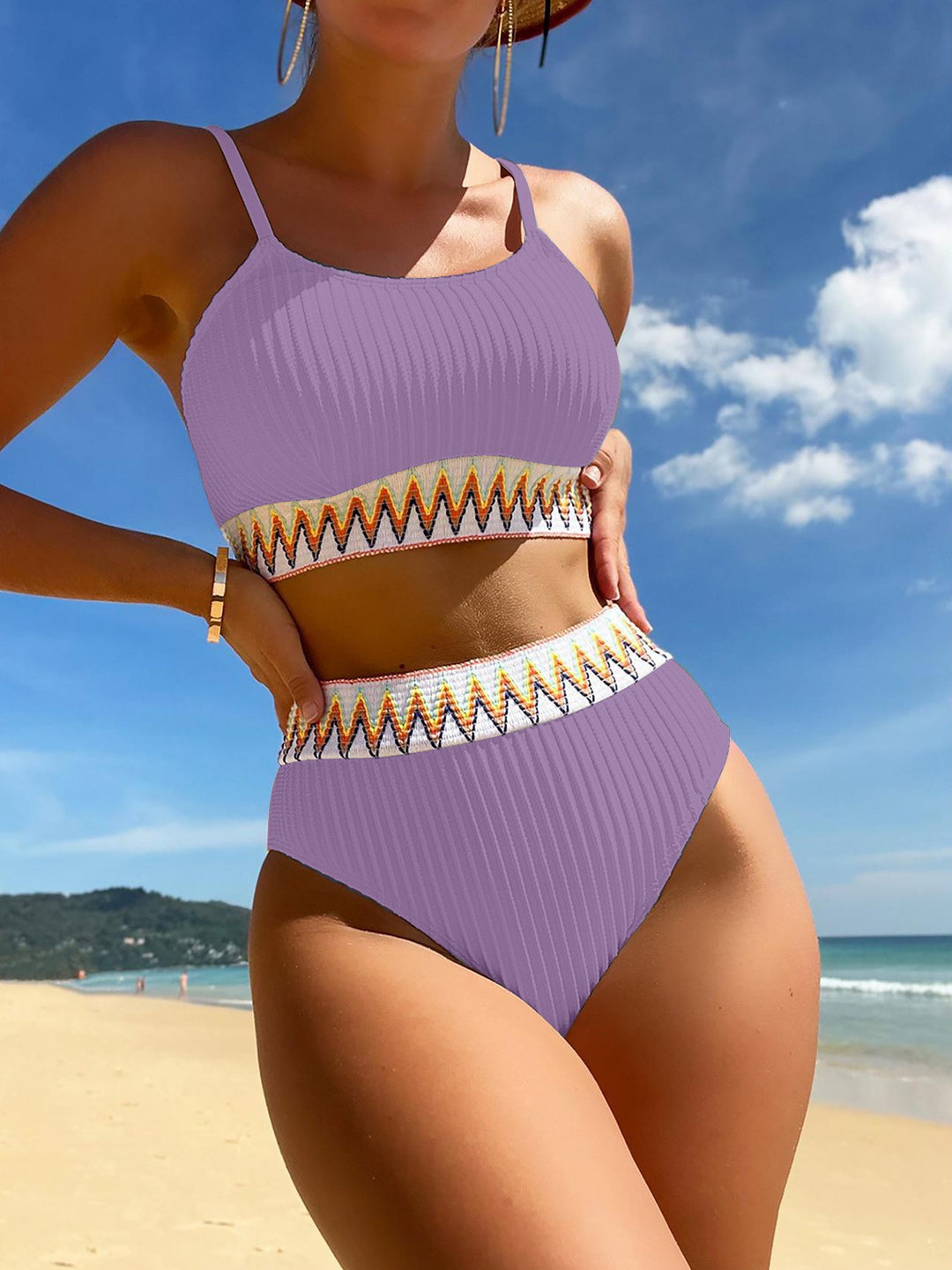Damen Hochtailliertes Bikini-Set mit modischem Rippdesign und buntem Akzent Echo Archiv