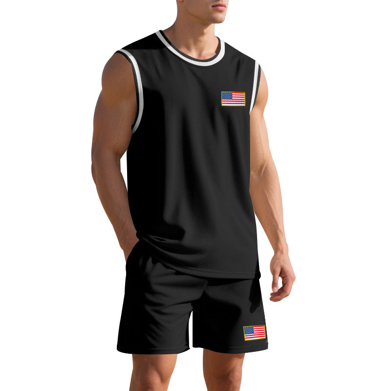 Herren Sportliches Trainingsset mit atmungsaktivem Mesh-Gewebe und modernen Flaggen-Details Echoarchiv
