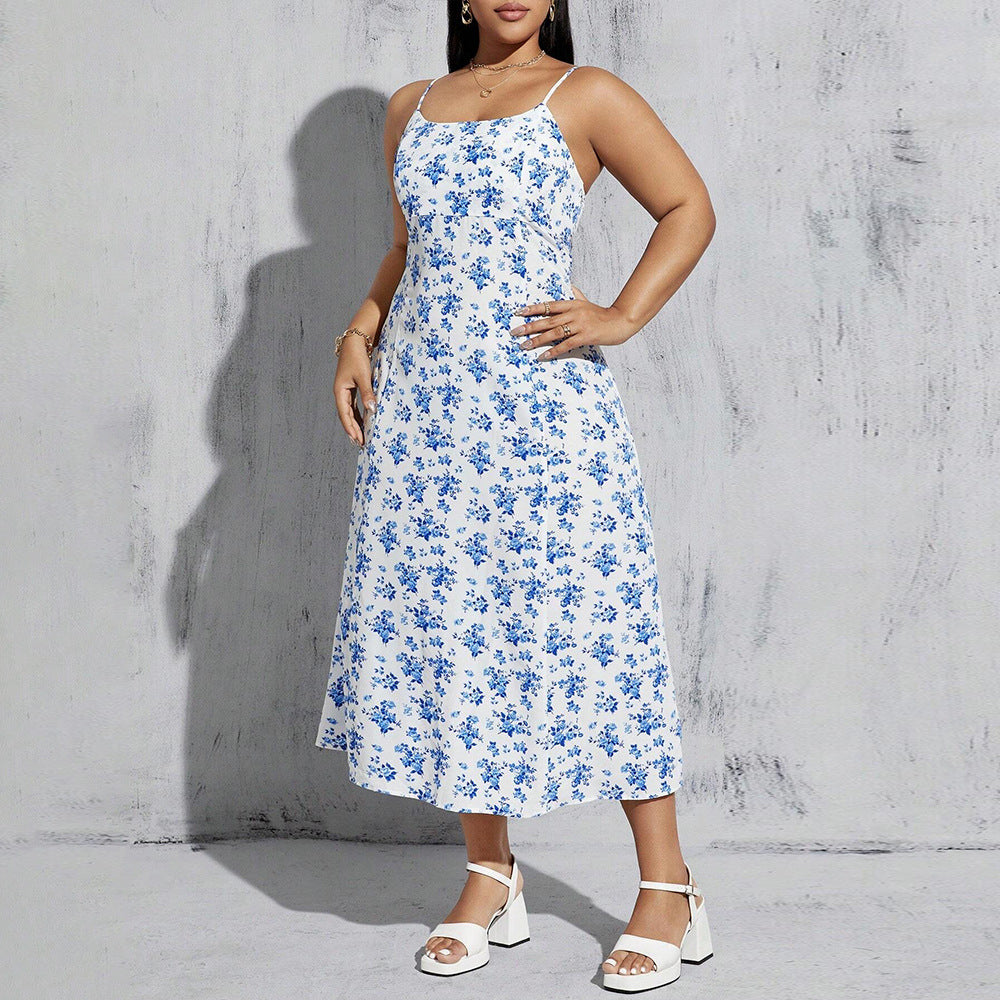 Damen florales Sommerkleid mit schmalen Trägern und leichtem Stoff Echo Archiv