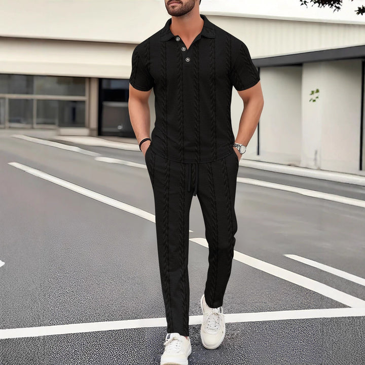 Herren elegantes Freizeitanzug mit stilvollem Strickmuster Echoarchiv