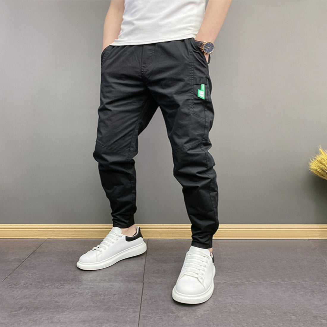 Herren Bequeme Sporthose mit elastischem Bund Echoarchiv