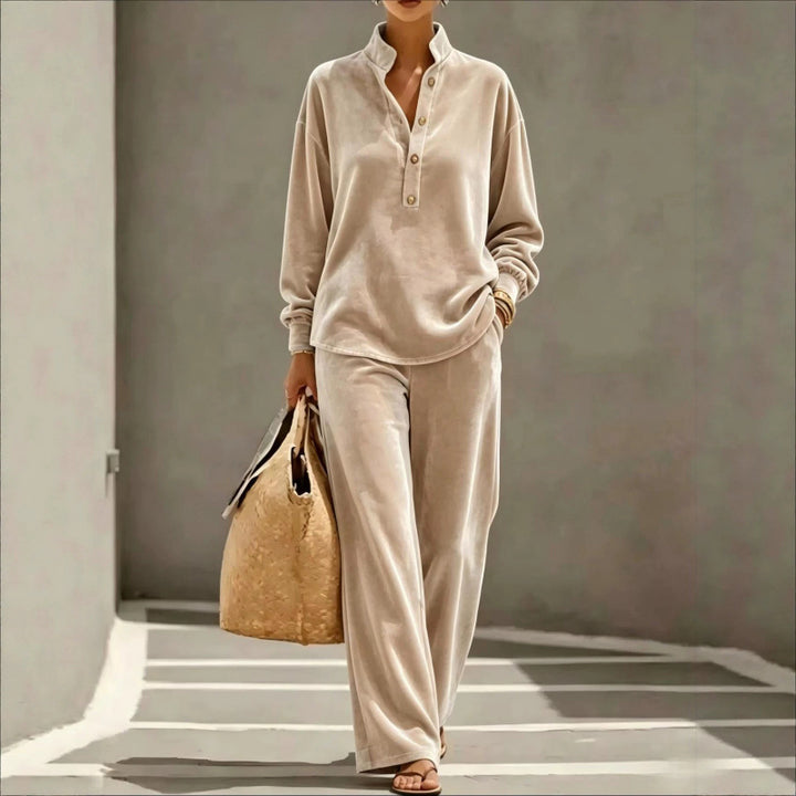 Damen Velours-Loungewear-Set mit Stehkragen-Henleytop und weiter Palazzohose Echoarchiv
