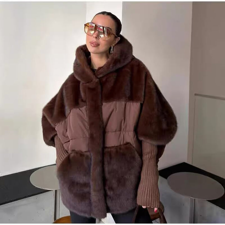 Damen Gefütterte Kurzjacke mit Kunstfell‑Einsatz, Kapuze und Rippbündchen Echoarchiv