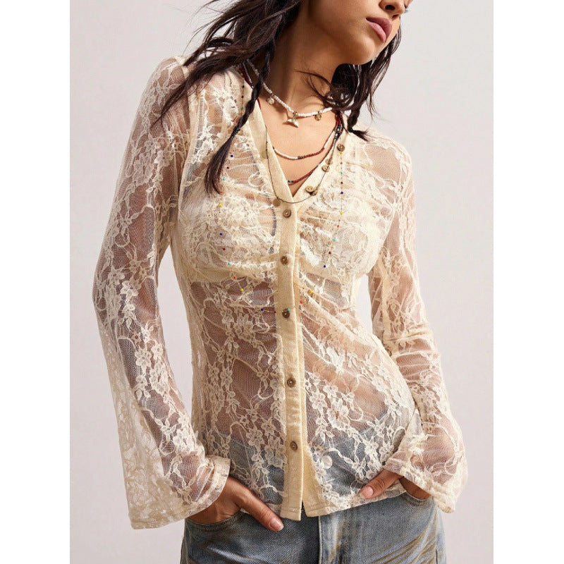 Damen Spitzenbluse mit zarter Wirkung und Knopfdetails Echo Archiv