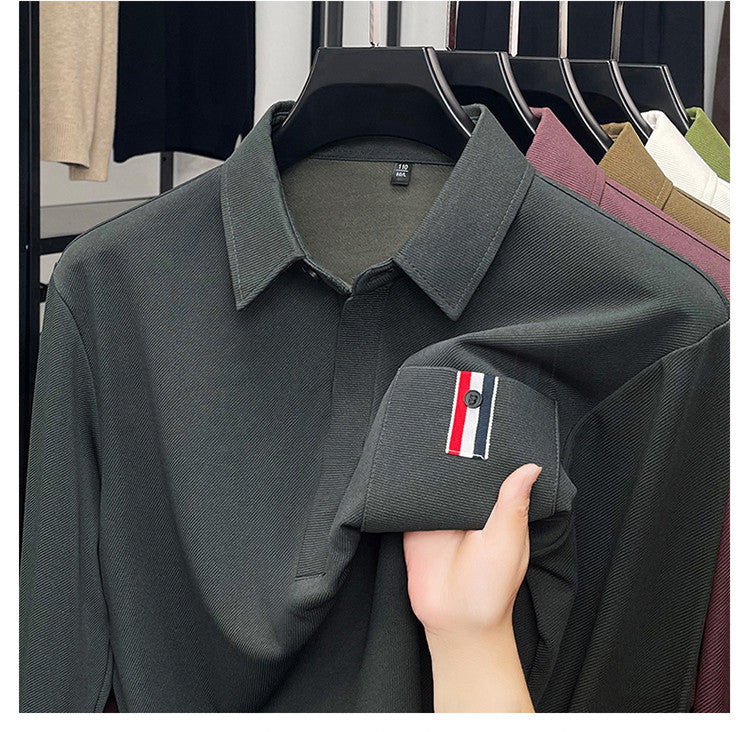 Herren modernes Langarm Polohemd mit strukturiertem Design und praktischer Brusttasche Echoarchiv