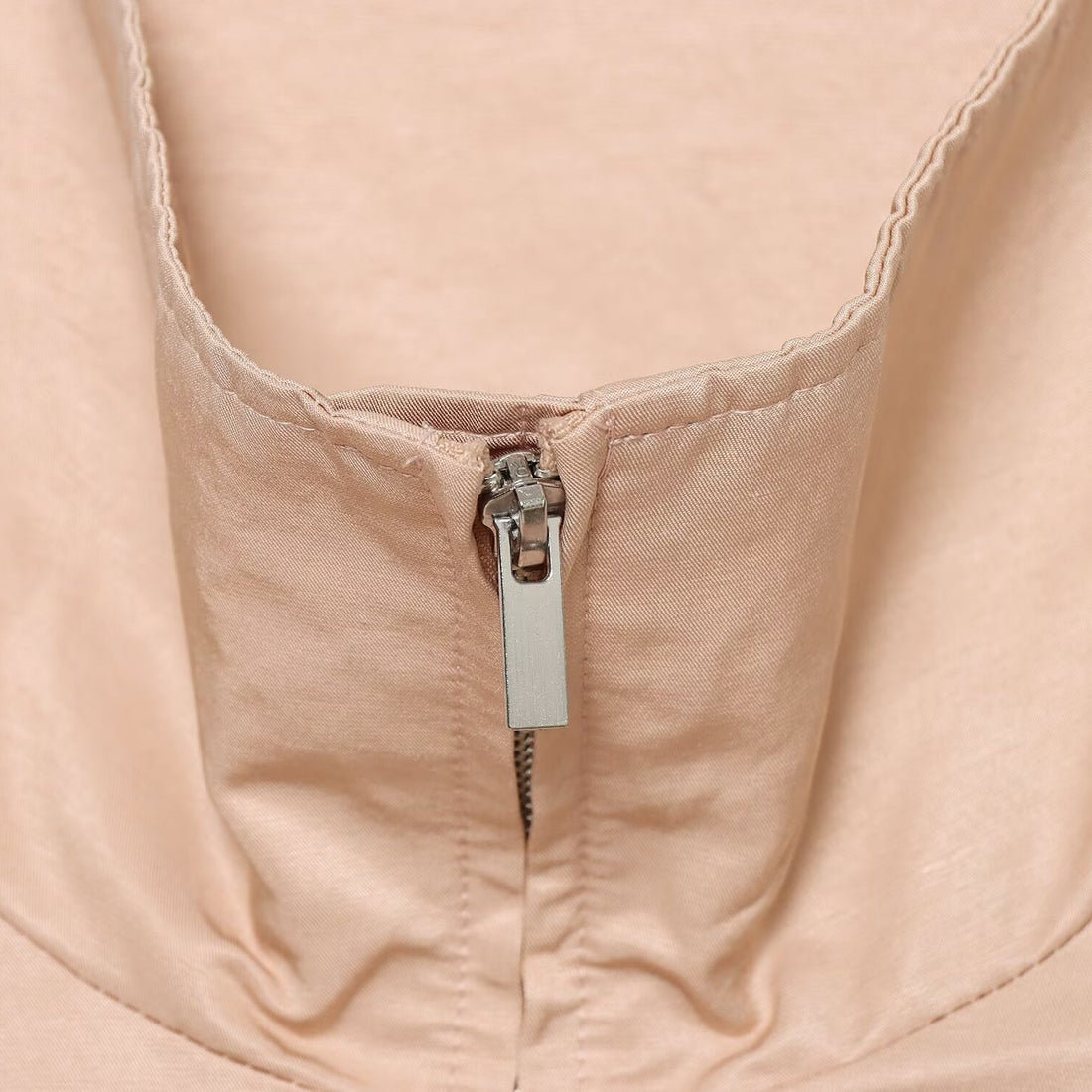 Damen Cropped Übergangsjacke mit hohem Stehkragen und Raglanärmeln Echoarchiv