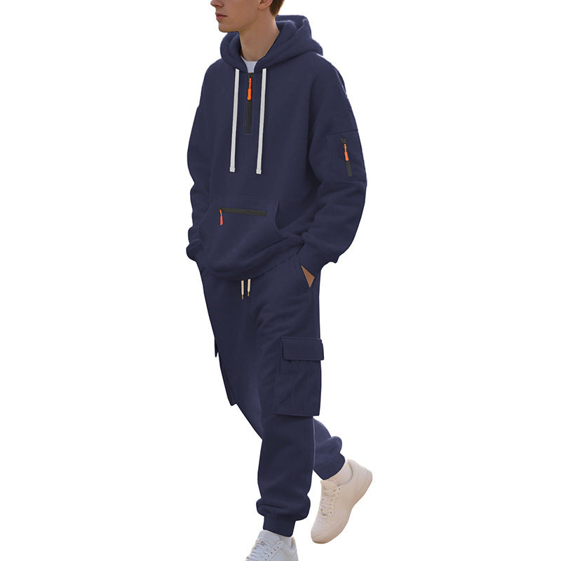 Herren Urbane Cargo-Jogging-Set mit Utility-Hoodie, Reißverschluss-Details und Cargo-Joggers Echoarchiv