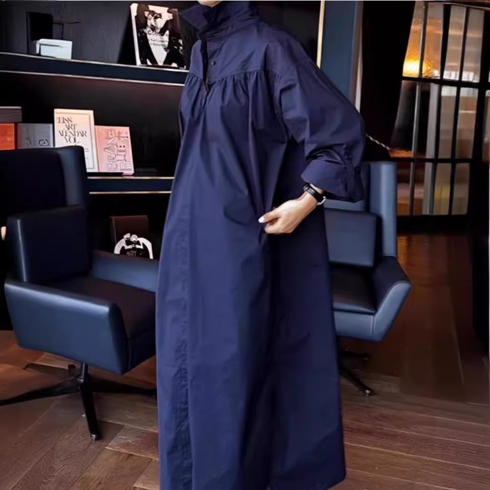 Damen Langes Boxy-Hemdblusenkleid mit hohem Stehkragen und verdeckter Knopfleiste – Valéora