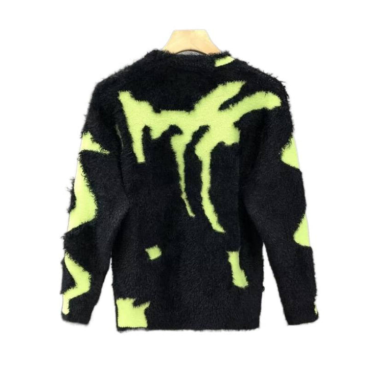 Unisex Flauschiger Oversize-Strickpullover mit abstraktem Destroy-Detail und Strukturmix Echoarchiv