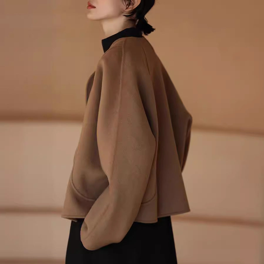 Damen Elegante und gemütliche Jacke mit asymmetrischem Schnitt Echoarchiv