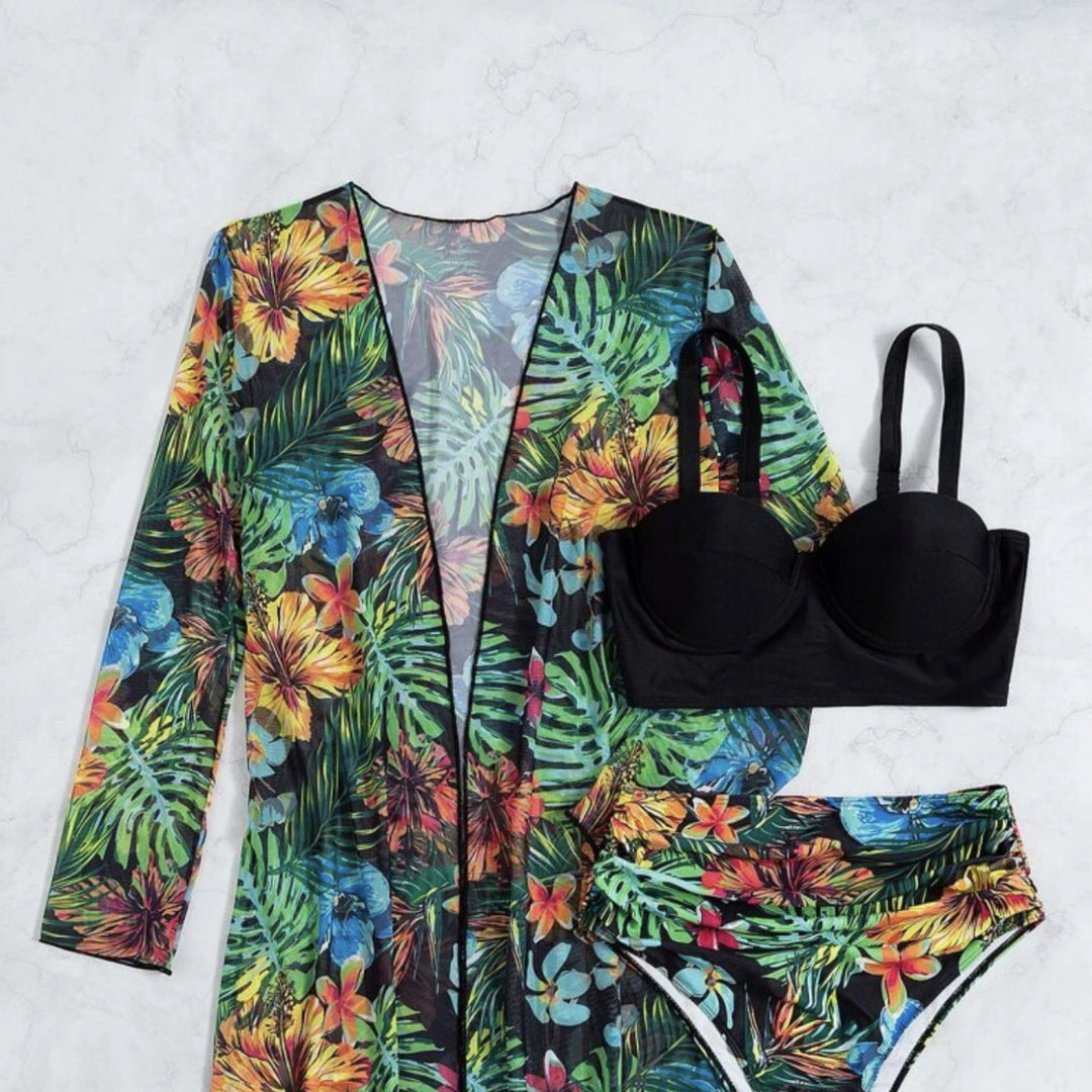 Damen Bikiniset mit floralem Überwurf Echo Archiv