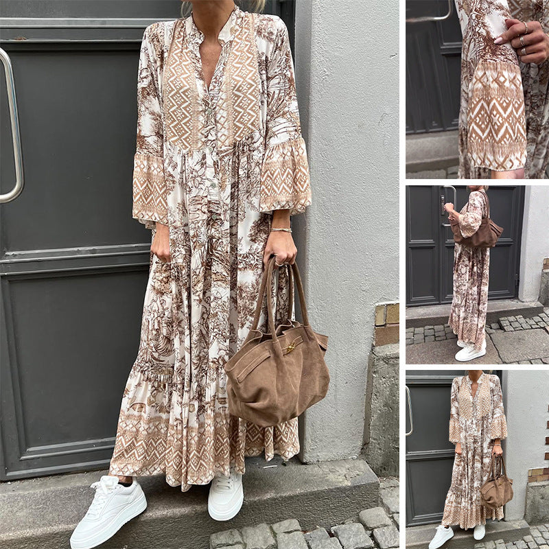 Damen nan Stufenmaxikleid mit Ethno-Bordüre, Stehkragen und weiten Glockenärmeln Echo Archiv