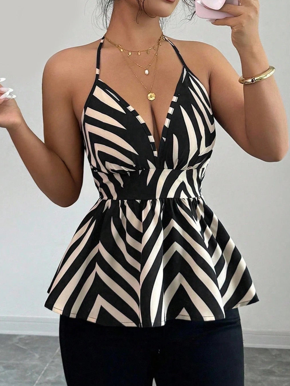 Damen Peplum-Top mit dekorativem V-Ausschnitt Echo Archiv