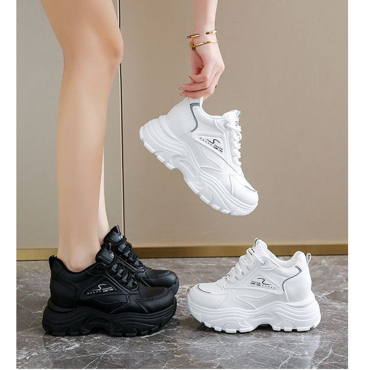 Damen Sportliche Chunky Sneakers mit robuster Profilsohle Echo Archiv