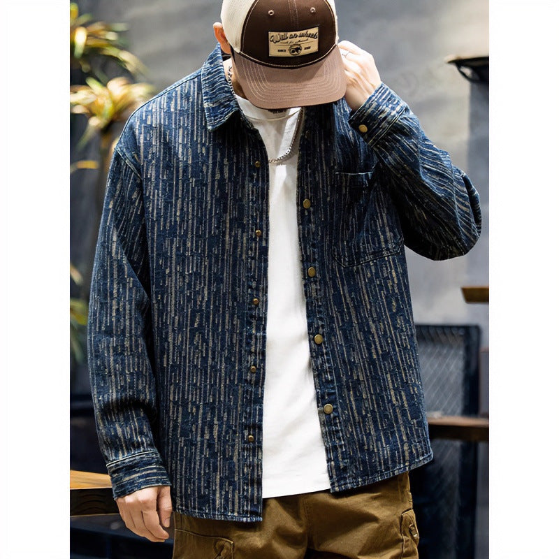 Herren Denim-Overshirt mit vertikaler Strukturprägung und Druckknopfleiste Echoarchiv