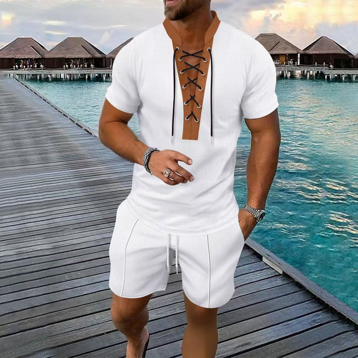 Herren Sportliches Oberteil mit modischer Schnürung und Shorts Echoarchiv