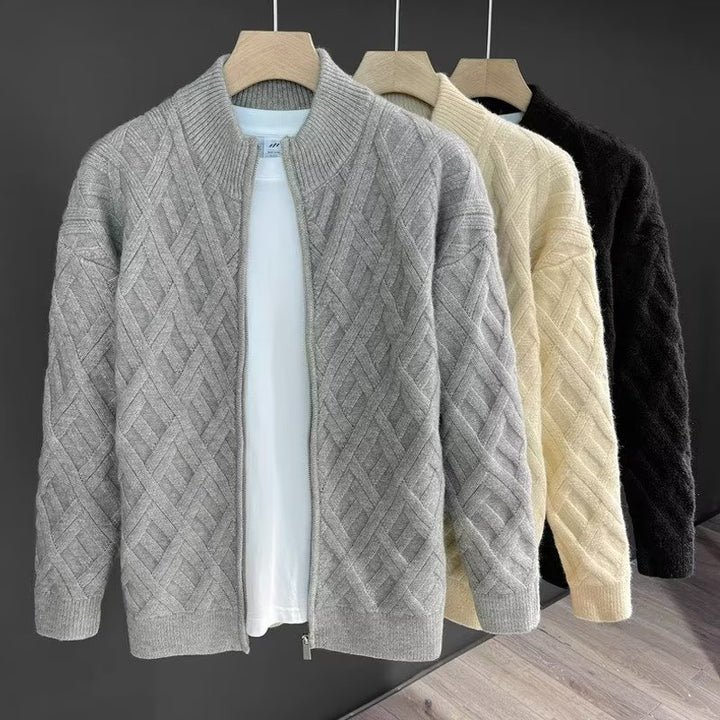 Damen Strickjacke mit elegantem Zopfmuster Echoarchiv