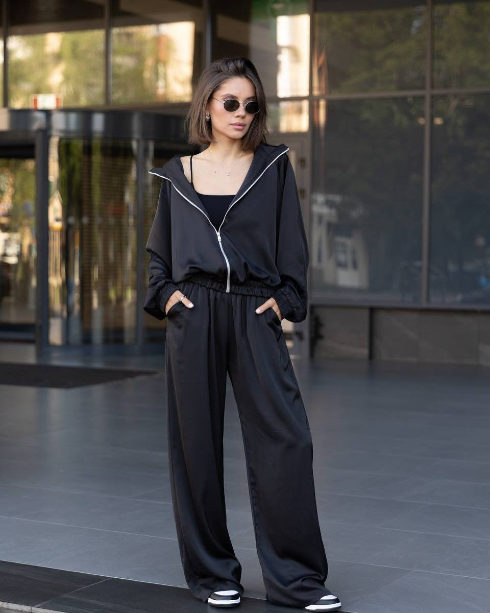 Damen lässiges Zweiteiler Set aus fließender Satinoptik mit weitem Bund und Crop-Top – Élanora