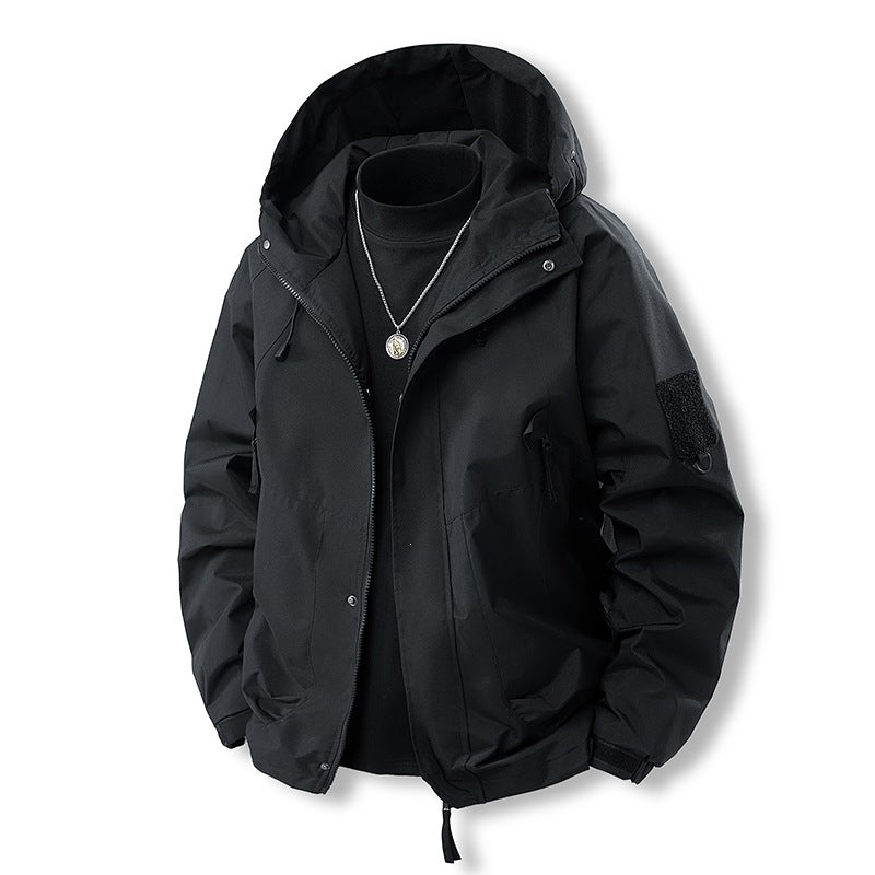 Herren Funktionale Kapuzen‑Übergangsjacke mit wasserabweisender Hülle, Utility‑Taschen & verstellbarem Saum Echoarchiv