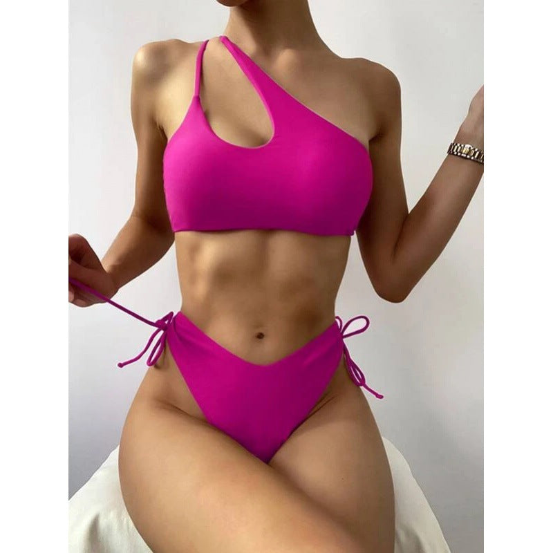 Damen Sportlicher Bikini mit asymmetrischem Oberteil und verstellbaren Trägern Echo Archiv