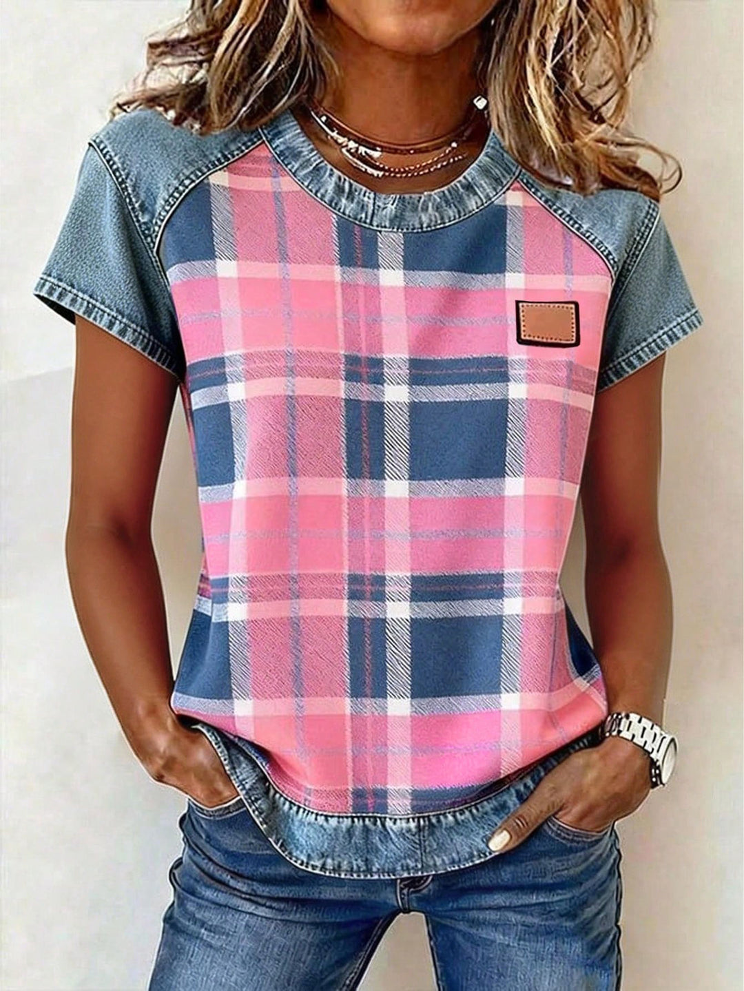 Damen Kurzarmshirt mit Jeans-Einsätzen und Teddy-Patchprint Echo Archiv