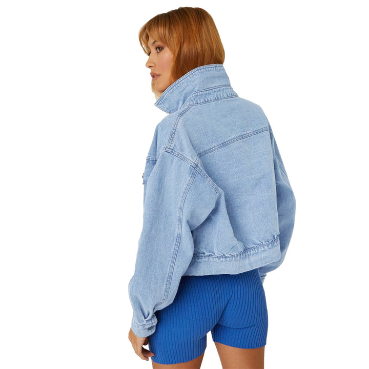 Damen Cropped Oversize-Denimjacke mit Druckknopf-Front und aufgesetzten Brusttaschen Echo Archiv