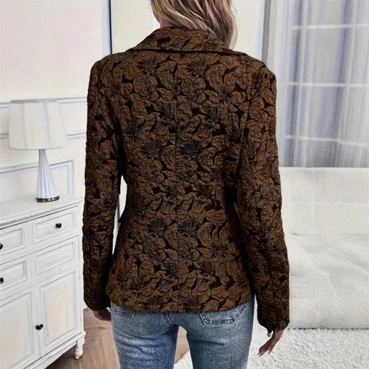 Damen Taillierter Jacquard-Blazer mit floralem Reliefmuster – Valéne