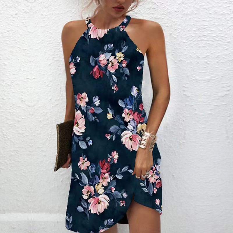 Damen kurzes Sommerkleid mit floralen Mustern Echoarchiv