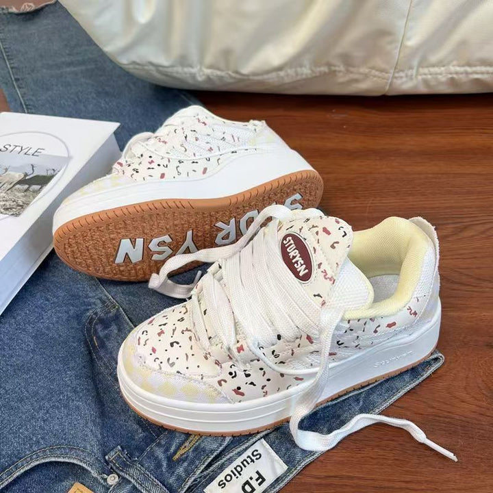 Damen Sneakers mit atmungsaktivem Obermaterial und modischem Muster Echo Archiv